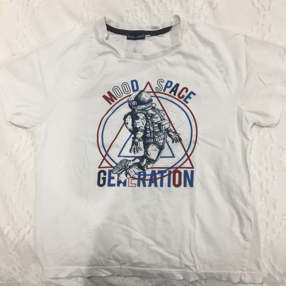 White graphic tee